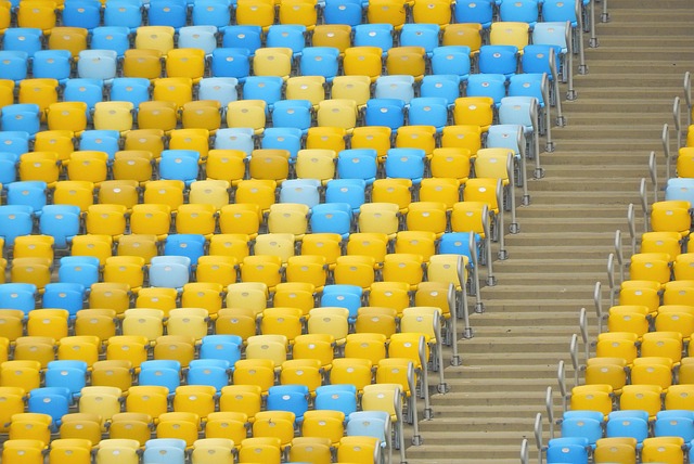 人拍案叫绝 人拍案叫绝